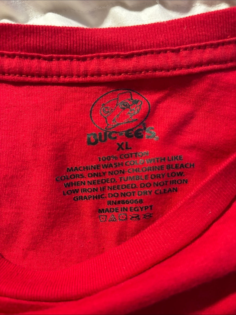 Buc-ee’s t-shirt - Picture 2 of 3
